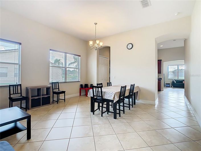 Image No.8-Propriété de 3 chambres à vendre à Kissimmee