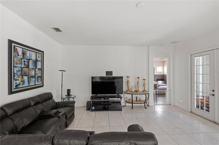 Image No.6-Propriété de 4 chambres à vendre à Orlando