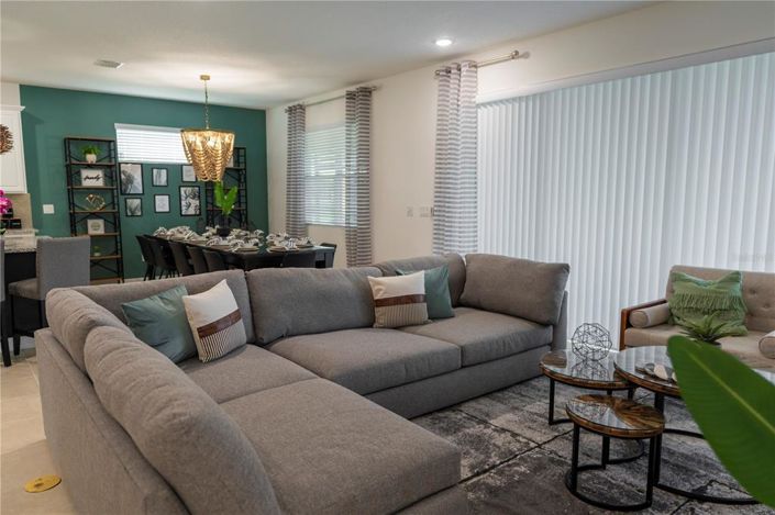 Image No.24-9 Bed Property for sale