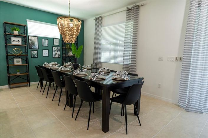 Image No.33-9 Bed Property for sale