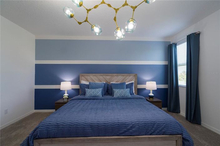 Image No.60-9 Bed Property for sale