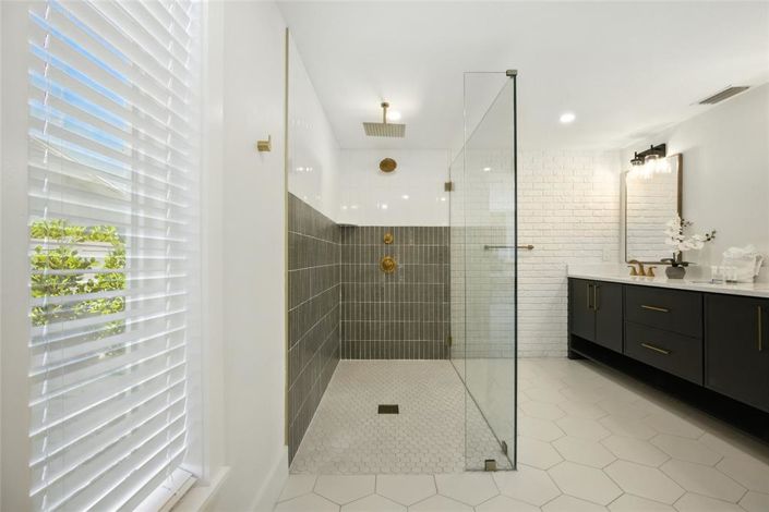 Image No.25-Propriété de 6 chambres à vendre à Holmes Beach