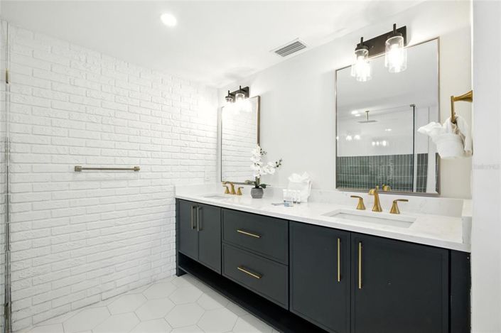 Image No.26-Propriété de 6 chambres à vendre à Holmes Beach