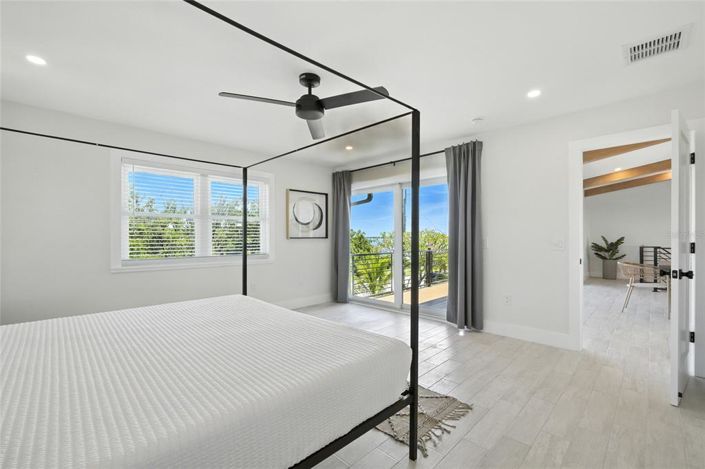 Image No.36-Propriété de 6 chambres à vendre à Holmes Beach