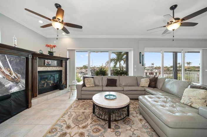 Image No.10-Propriété de 5 chambres à vendre à Treasure Island