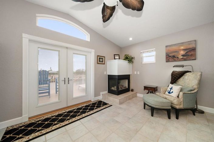 Image No.19-Propriété de 5 chambres à vendre à Treasure Island