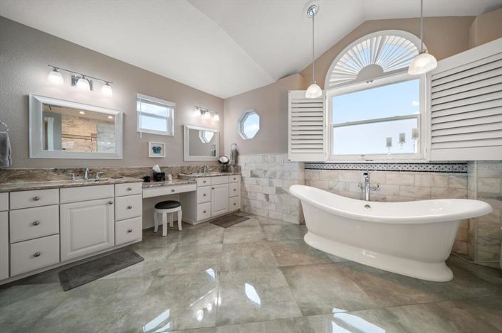 Image No.50-Propriété de 5 chambres à vendre à Treasure Island