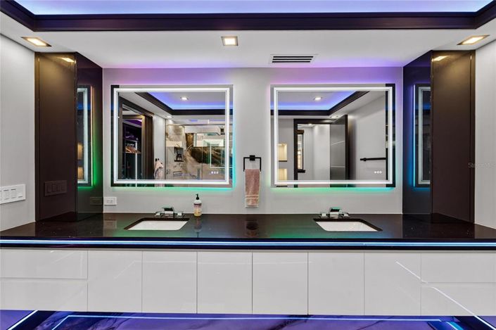 Image No.49-Propriété de 5 chambres à vendre à Treasure Island