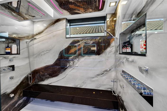 Image No.50-Propriété de 5 chambres à vendre à Treasure Island