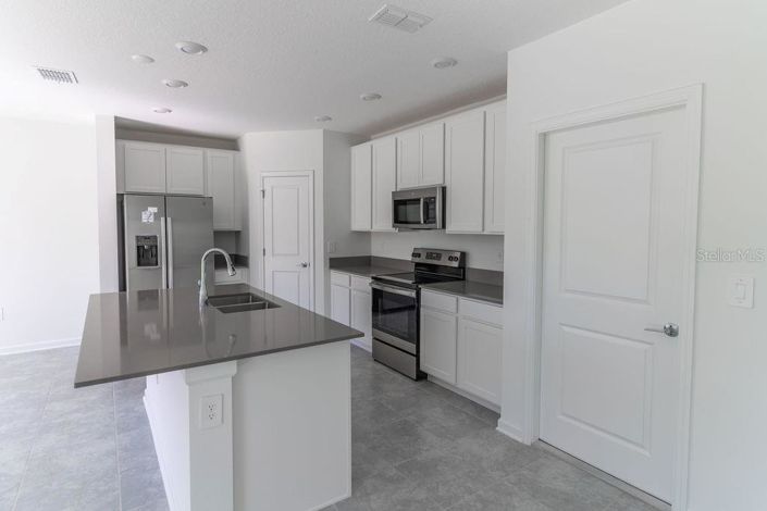 Image No.5-Propriété de 4 chambres à vendre à Davenport