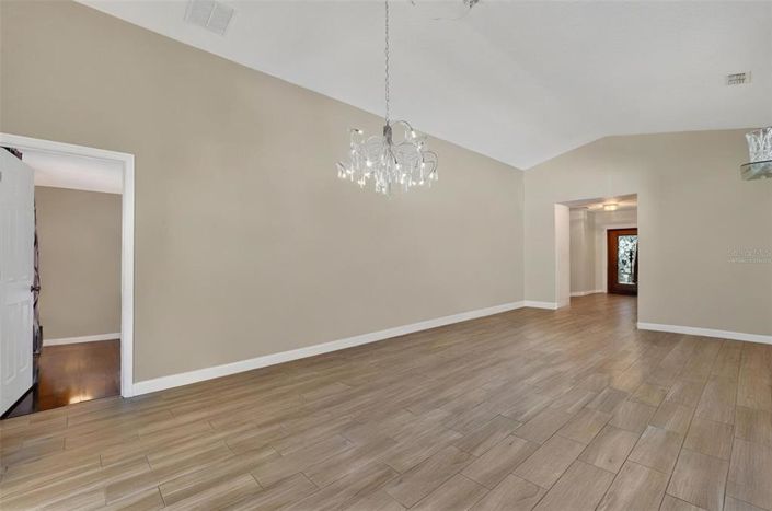 Image No.9-Propriété de 3 chambres à vendre à Kissimmee