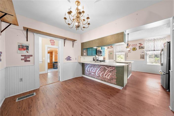 Image No.43-4 Bed Property for sale