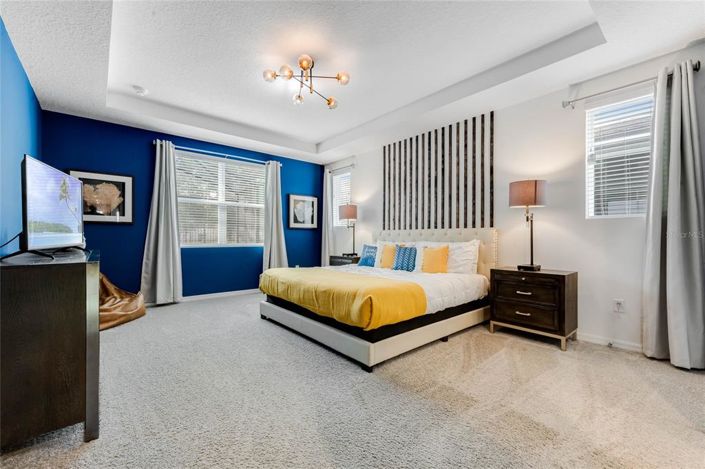 Image No.14-7 Bed Property for sale