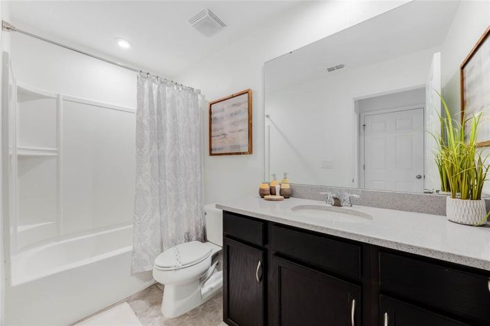 Image No.23-7 Bed Property for sale