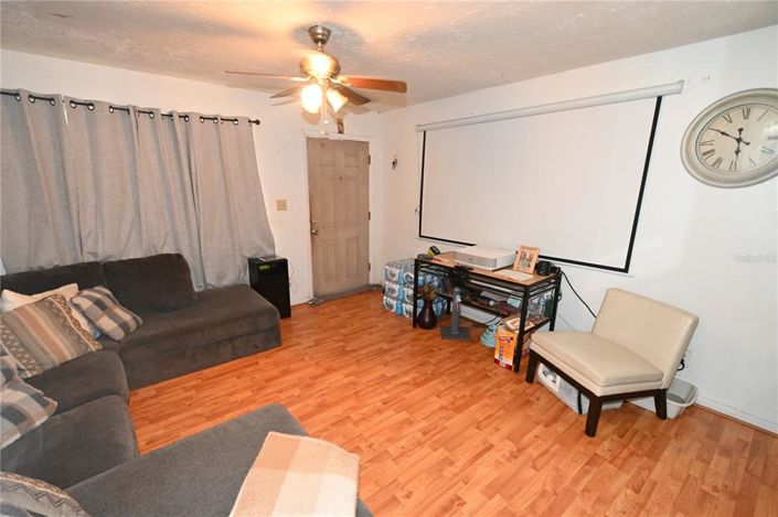 Image No.18-Propriété de 4 chambres à vendre à Haines City