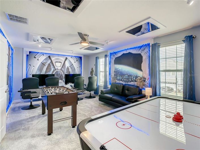 Image No.6-8 Bed Property for sale