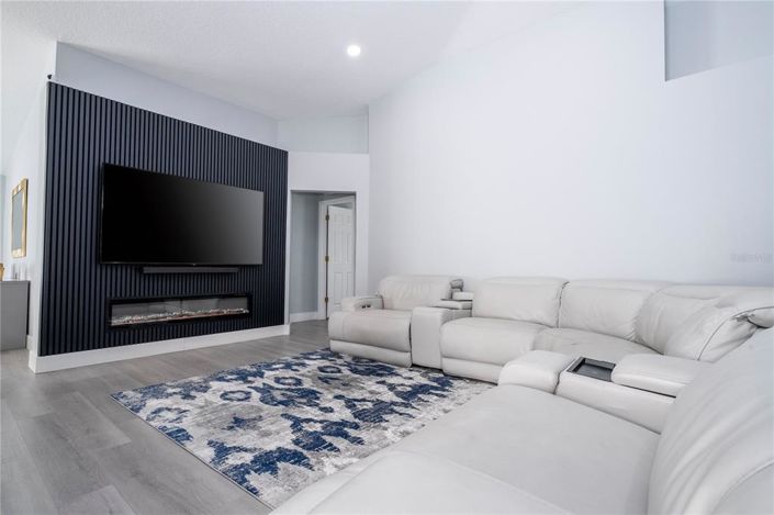 Image No.14-Propriété de 4 chambres à vendre à Davenport