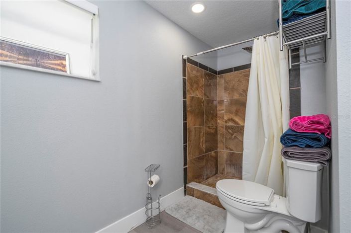 Image No.49-Propriété de 4 chambres à vendre à Davenport