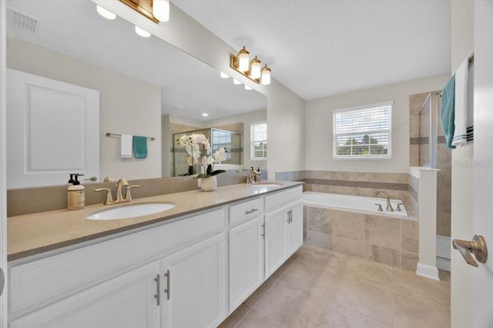 Image No.19-Propriété de 4 chambres à vendre à Davenport