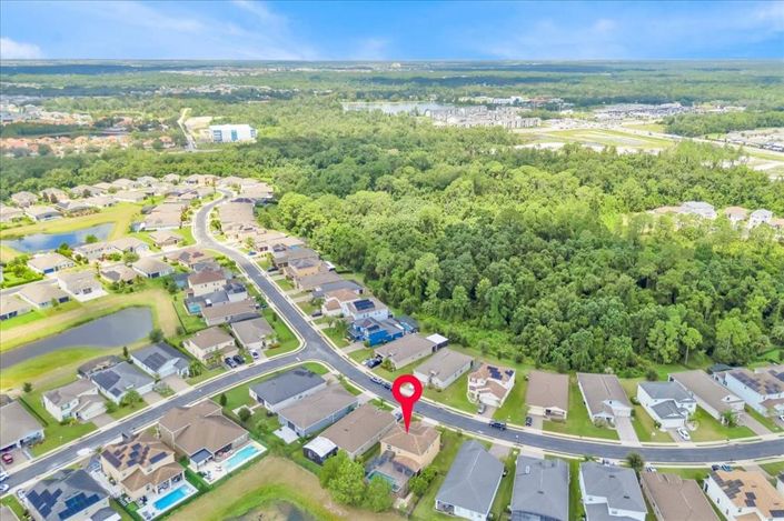 Image No.37-Propriété de 4 chambres à vendre à Davenport