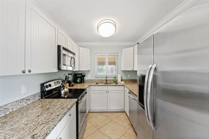 Image No.14-2 Bed Property for sale