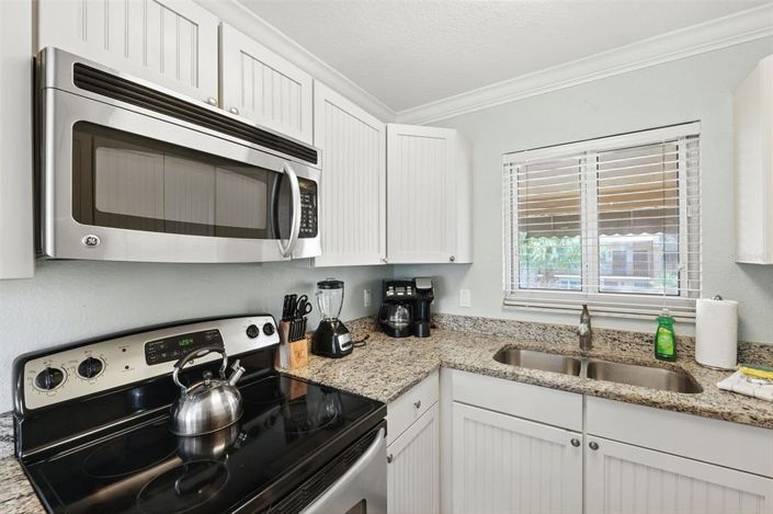 Image No.16-2 Bed Property for sale