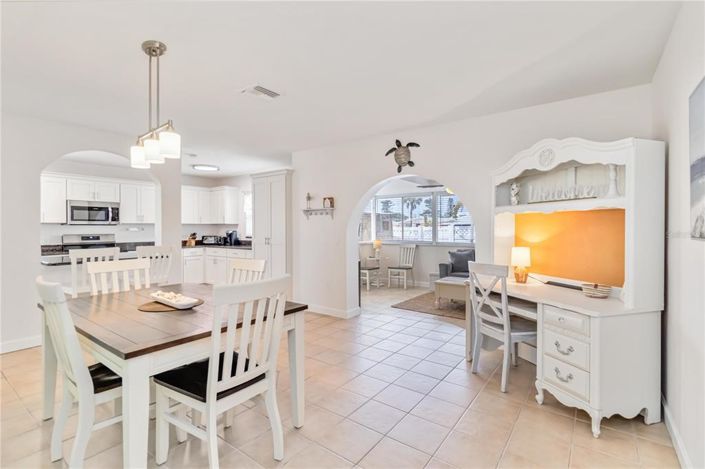 Image No.10-Propriété de 2 chambres à vendre à Holmes Beach