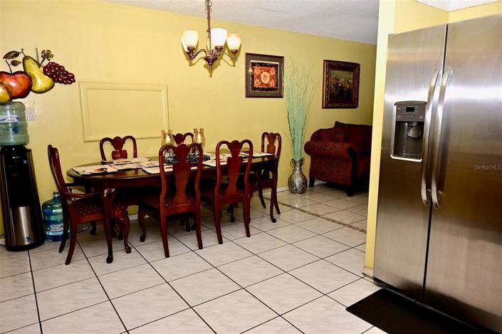 Image No.10-Propriété de 4 chambres à vendre à Kissimmee