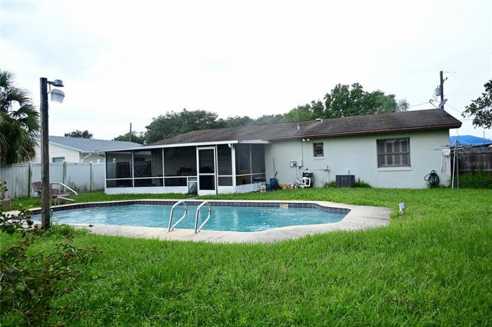 Image No.21-Propriété de 4 chambres à vendre à Kissimmee