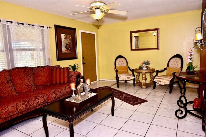 Image No.7-Propriété de 4 chambres à vendre à Kissimmee