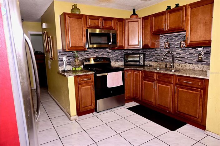 Image No.8-Propriété de 4 chambres à vendre à Kissimmee
