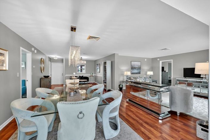 Image No.14-2 Bed Property for sale