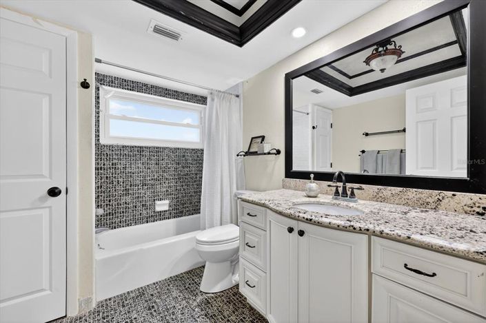 Image No.20-2 Bed Property for sale