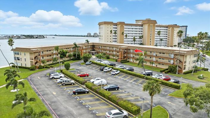 Image No.3-2 Bed Property for sale