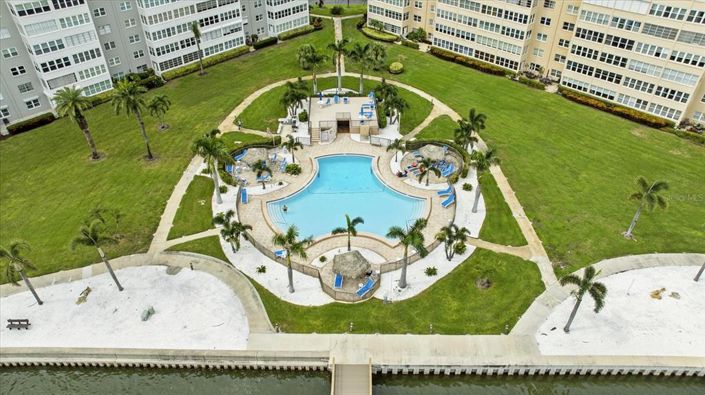 Image No.30-2 Bed Property for sale