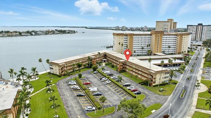 Image No.31-2 Bed Property for sale