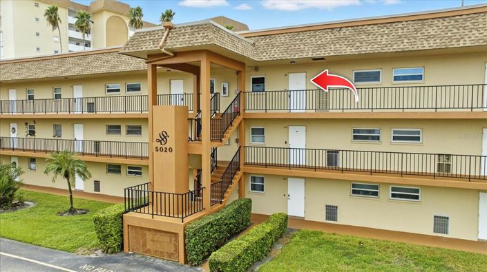 Image No.36-2 Bed Property for sale