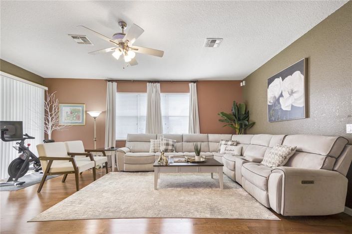 Image No.8-Propriété de 4 chambres à vendre à Kissimmee