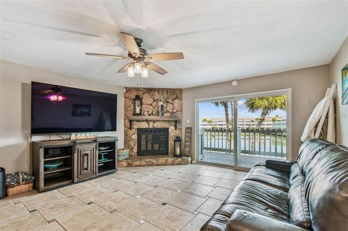 Image No.3-Propriété de 2 chambres à vendre à Treasure Island