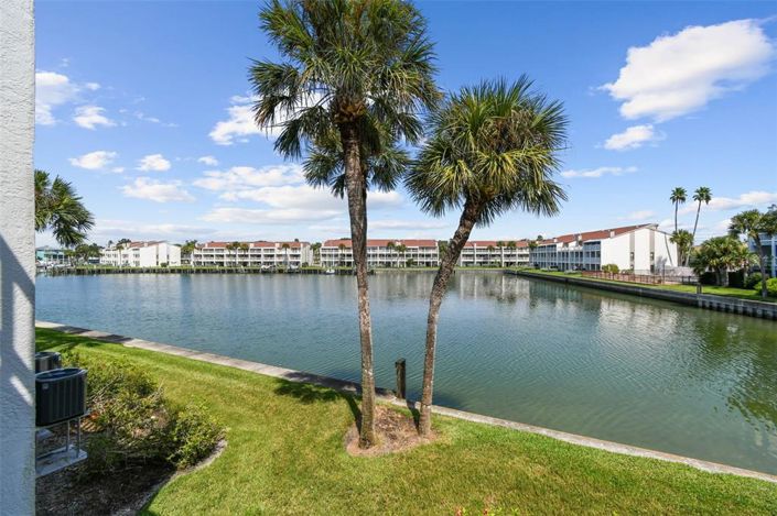 Image No.32-Propriété de 2 chambres à vendre à Treasure Island