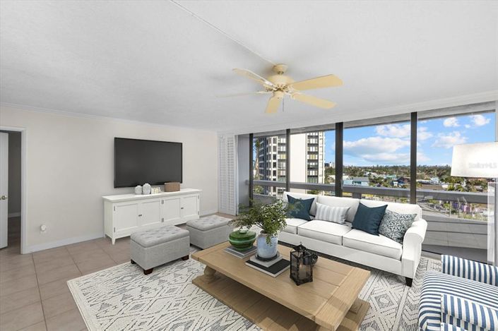 Image No.11-2 Bed Property for sale