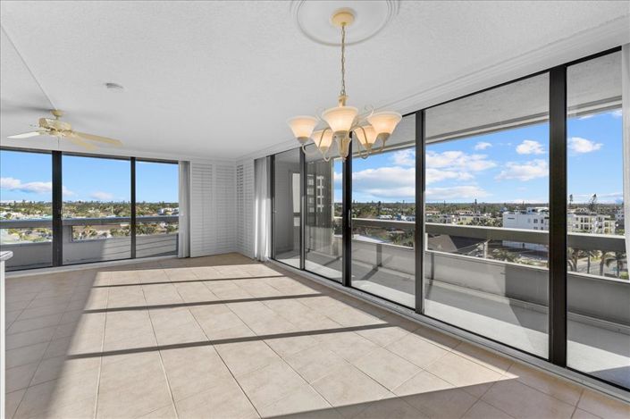 Image No.22-2 Bed Property for sale