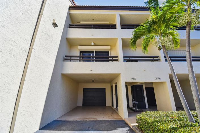 Image No.2-3 Bed Property for sale