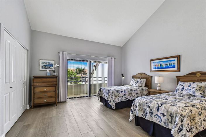 Image No.23-3 Bed Property for sale