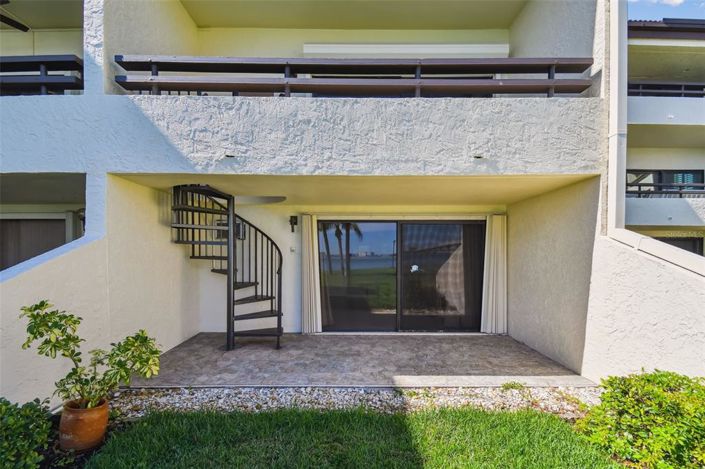 Image No.28-3 Bed Property for sale