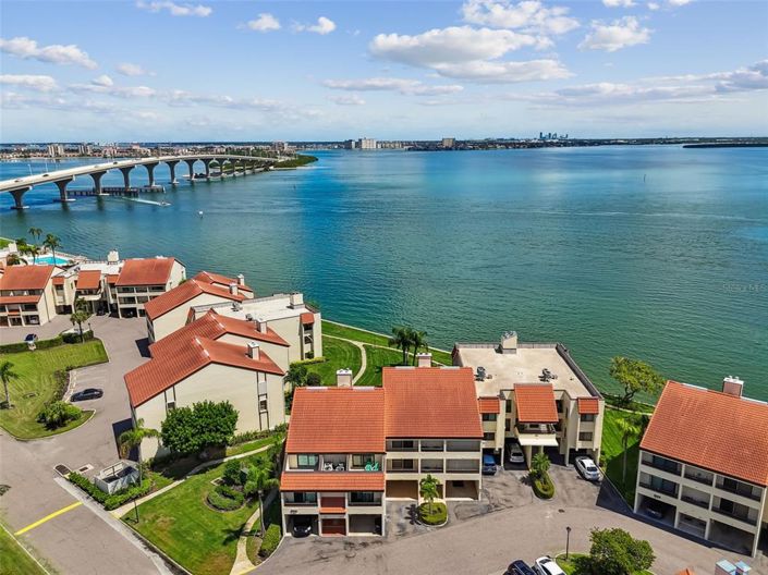 Image No.37-3 Bed Property for sale