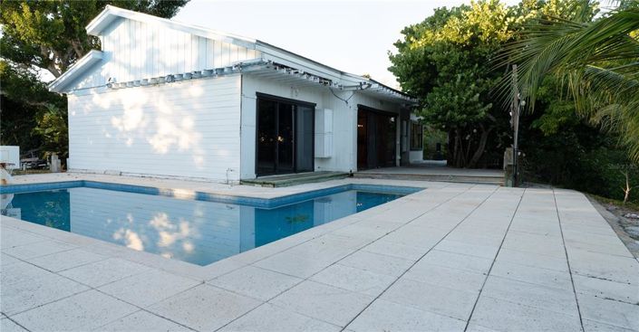 Image No.8-Propriété de 4 chambres à vendre à Sarasota