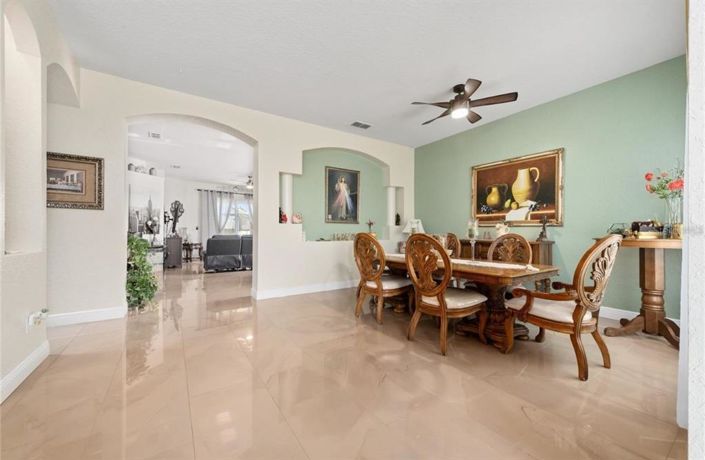 Image No.10-Propriété de 4 chambres à vendre à Kissimmee