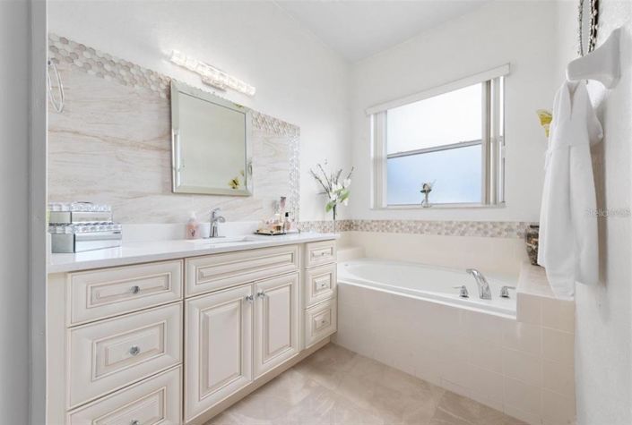 Image No.7-Propriété de 4 chambres à vendre à Kissimmee