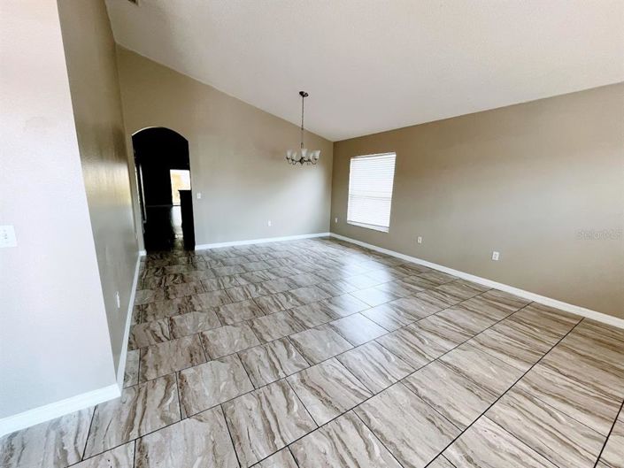 Image No.6-Propriété de 3 chambres à vendre à Davenport